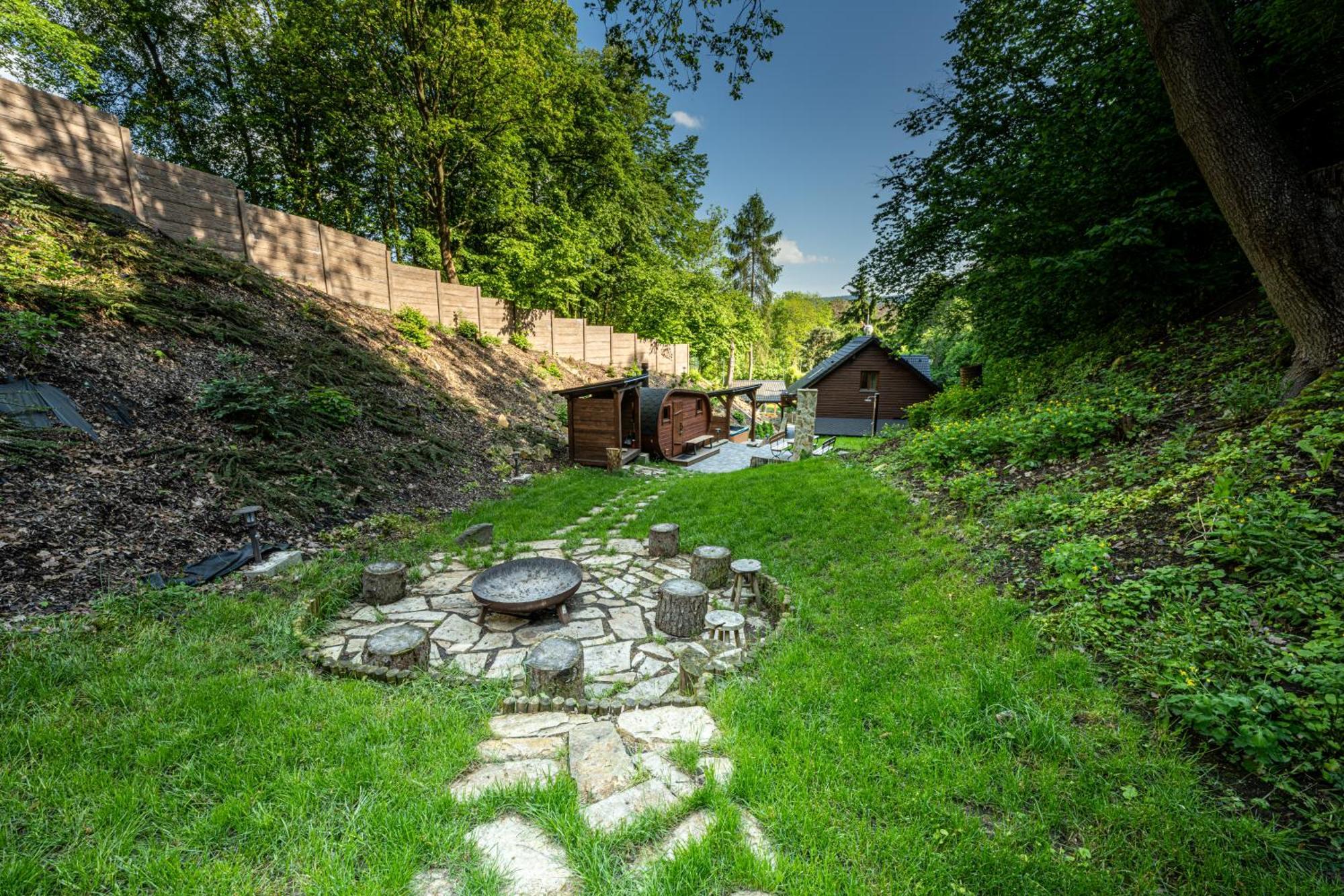 Montemira Villa Usti nad Labem Exterior photo